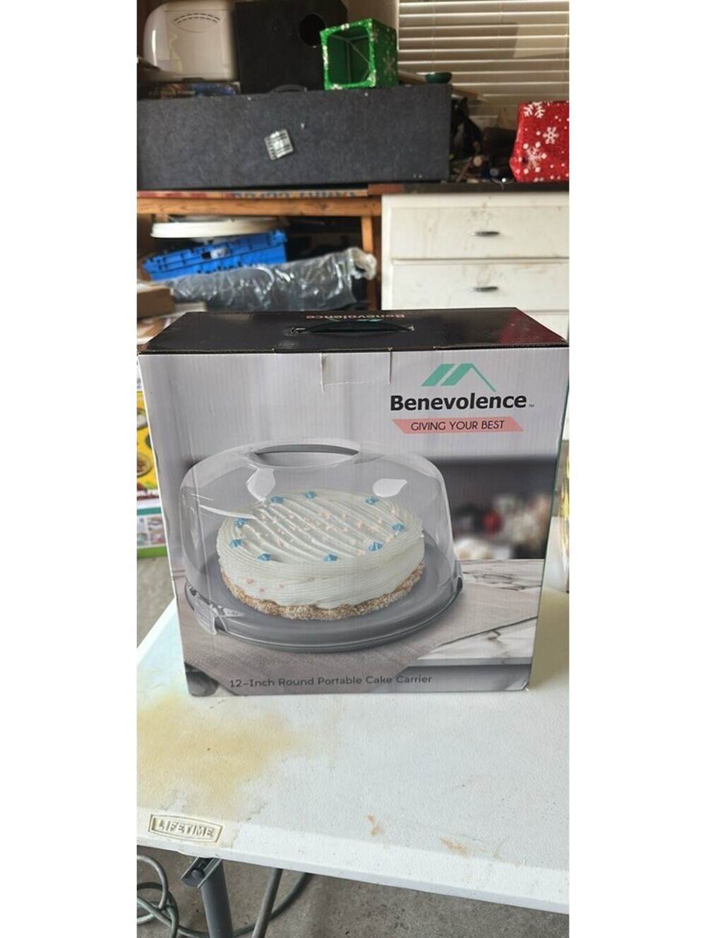 Benevolence 12-Inch Round Cake Carrier with Lid and Cupcake Tray – New